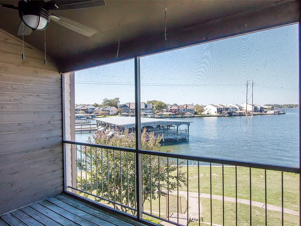202 Lakeview Ter #H