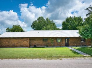 2308 Thornton St, San Saba, TX 76877