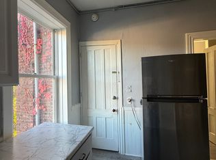 3074 6th Ave #3, Troy, NY 12180