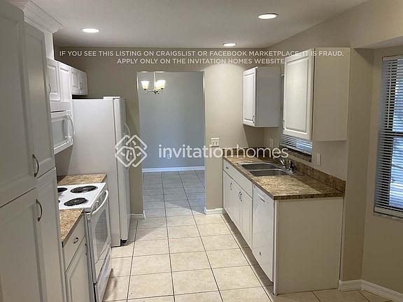 4th image of 1124 Madura Dr