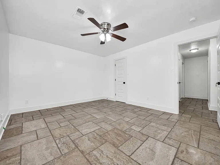 4631 Mi Castillo Ct — Photo 18