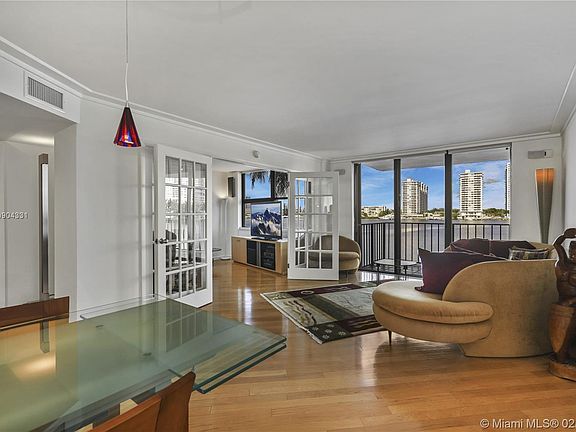 3rd image of 18151 NE 31st Ct #216
