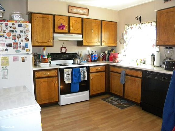 4th image of 307 Barbados Dr N