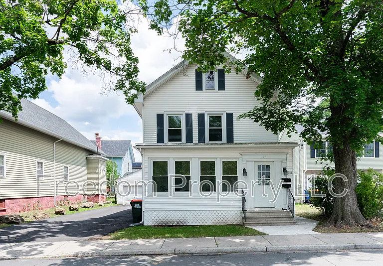 57 Germania St — Photo 2