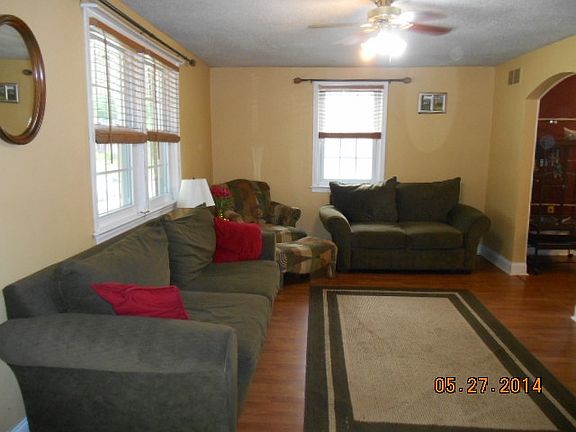 Spacious Living Room