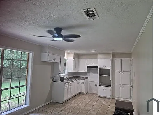5629 Queen Mary Ln — Photo 13