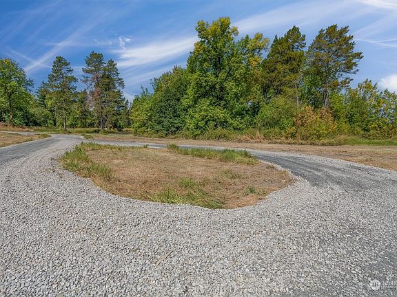 3rd image of 145 Lacamas Lane