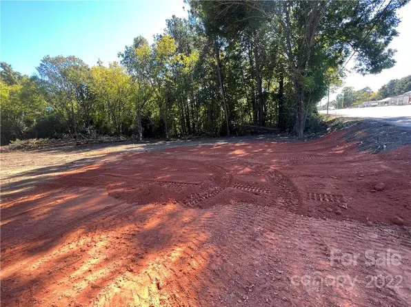 2067 Great Falls Hwy, Lancaster, SC 29720