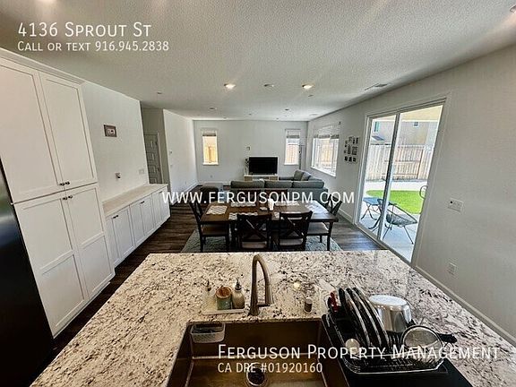 4th image of 4136 Sprout St