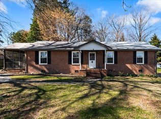 1804 Walnut Dr, Chester, VA 23836