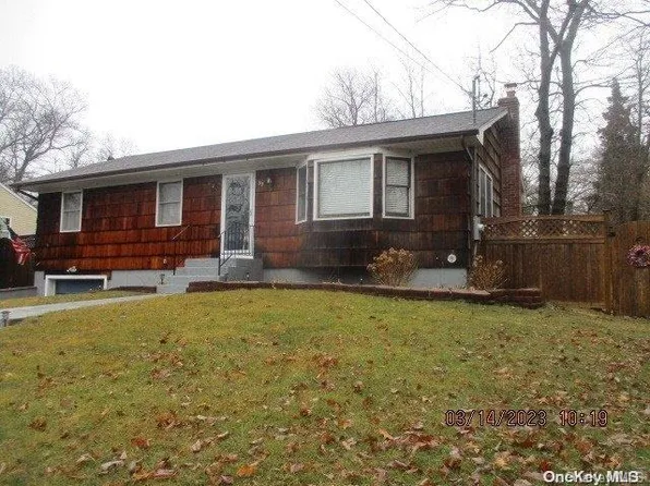 57 Beacon Drive, Sound Beach, NY 11789