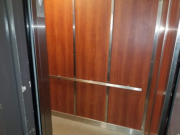5th image of 17847 Margate St #313