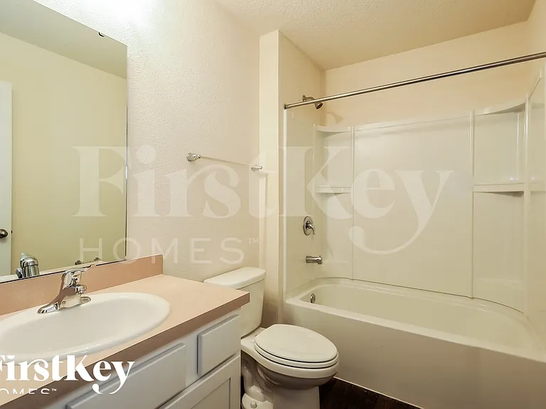 6919 Sandle Dr — Photo 13