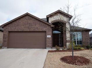 3025 Maple Creek Dr, Fort Worth, TX 76177