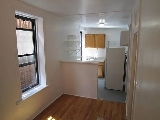 Rented by Concept Real Estate Group | media 15