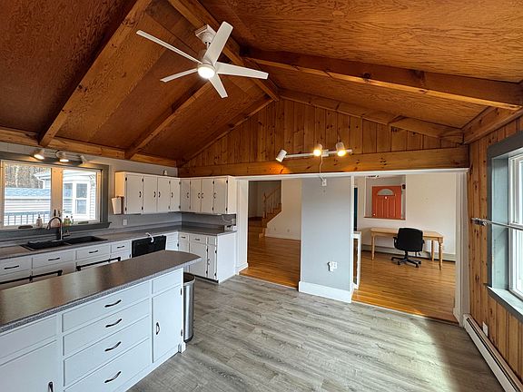 3rd image of 103 Hubbard Road