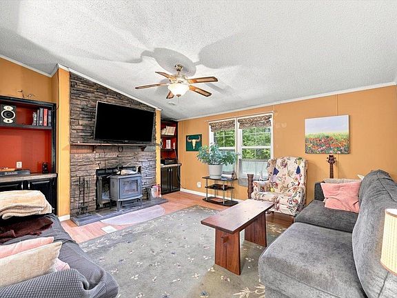 5th image of 2160 Mount Torrey Rd