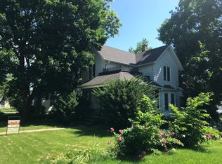 608 S 4th St, Aurora, IL 60505