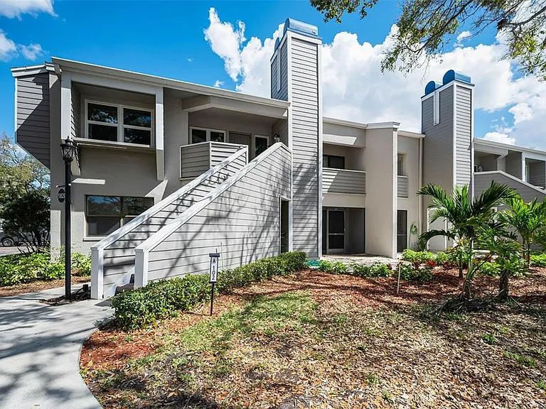 10626 Longwood Dr #102 — Photo 49