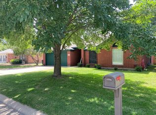 302 Comanche Walk, Joshua, TX 76058