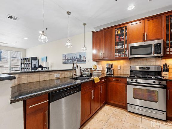 3rd image of 203 Hackensack Plank Rd APT 3D