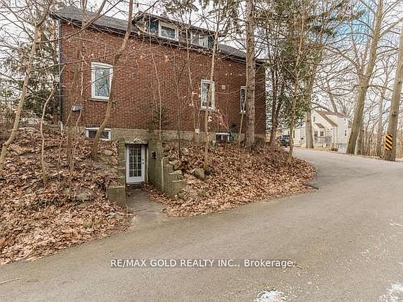 5th image of 961 Lakeshore Rd W