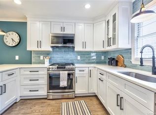 3959 Sheffield Dr, Charlotte, NC 28205