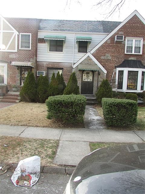 1st image of 9823 74th Ave