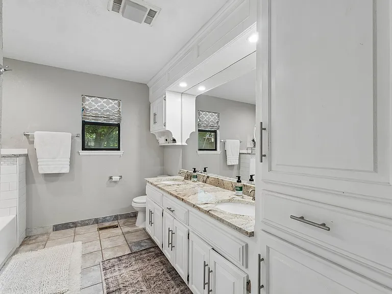 3822 Marked Tree Dr — Photo 16