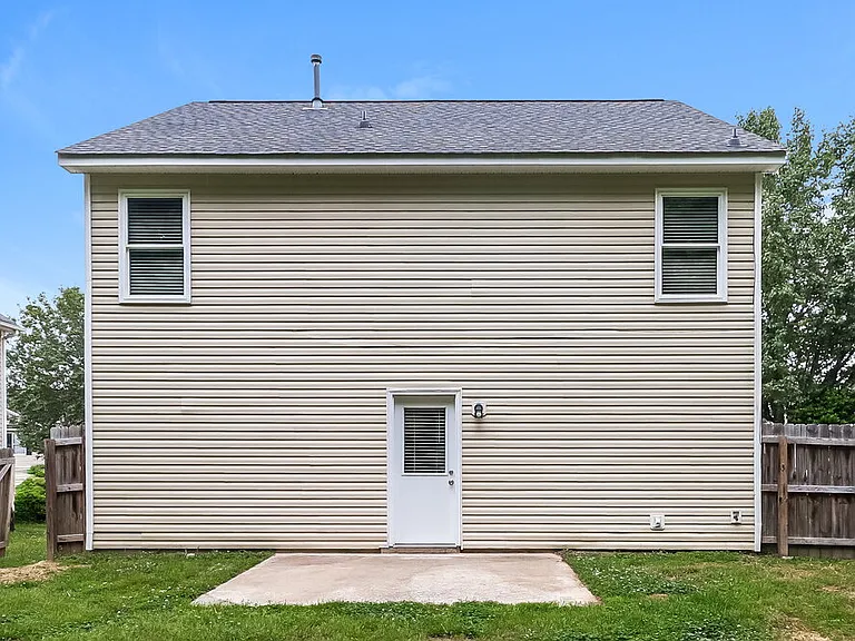 1136 Ballina Way — Photo 17