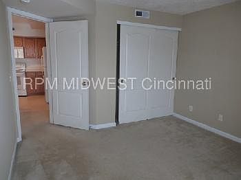 5th image of 820 Southmeadow Cir Unit 305