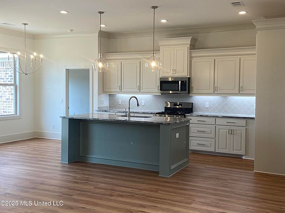 4th image of 522 Portner Way