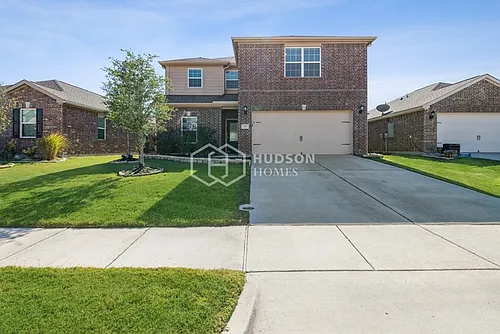 148 Aaron St Photo 1
