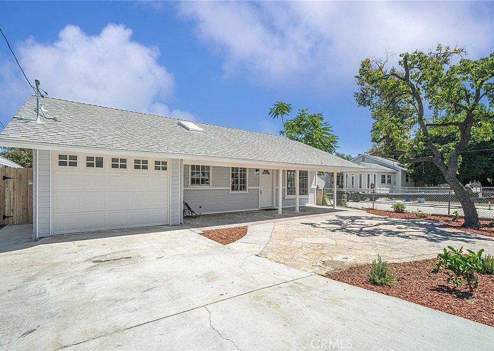 1st image of 40722 Stetson Ave