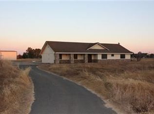 11520 Haggie Rd, Wilton, CA 95693