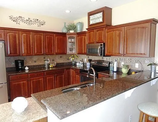 15318 Stonebriar Way — Photo 2