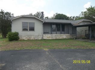 105 Walburg Heights Dr, Georgetown, TX 78626