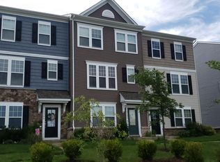 2206 Shadmoor Dr, Fredericksburg, VA