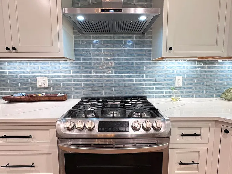 928 General Stuart Dr — Photo 19
