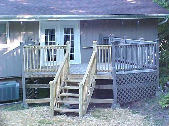 2nd image of 1411 Valley View Dr