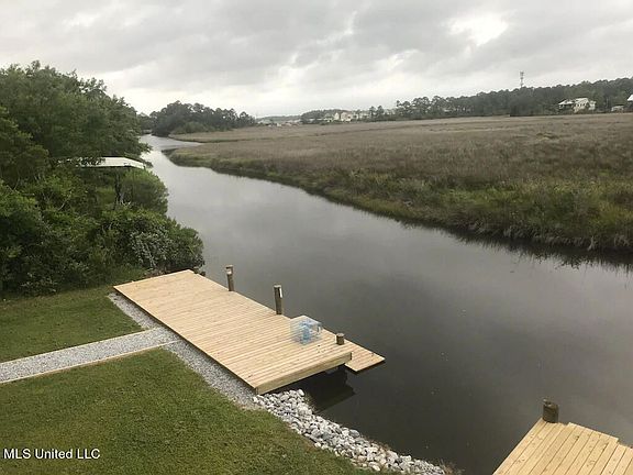 5th image of 8724 Simmons Bayou Dr