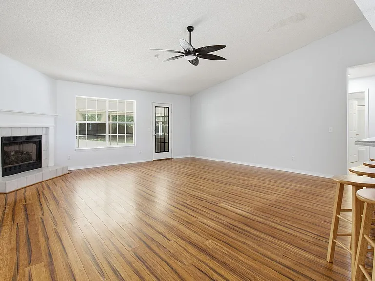 5135 Whitehurst Ln — Photo 13