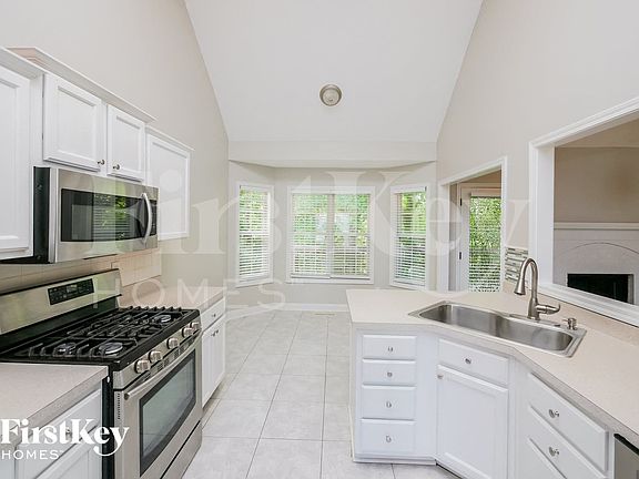 5th image of 844 Windy Mill Ct