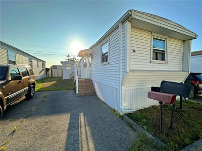 25 East Dr, Rumford, RI, 02916