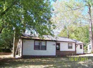 1105 N Lynn St, Gladewater, TX 75647
