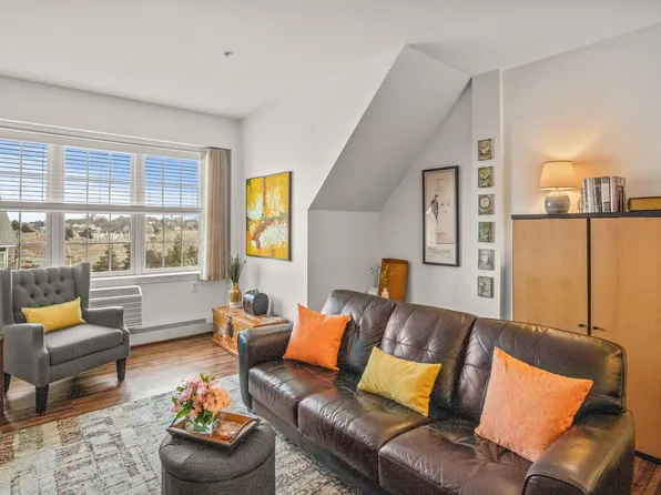 100 Alden Street Unit 318, Provincetown, MA 02657