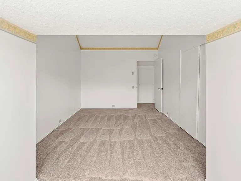 16138 Via Madera Circa E — Photo 29