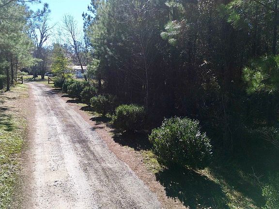4th image of 200 Samanthas Ln