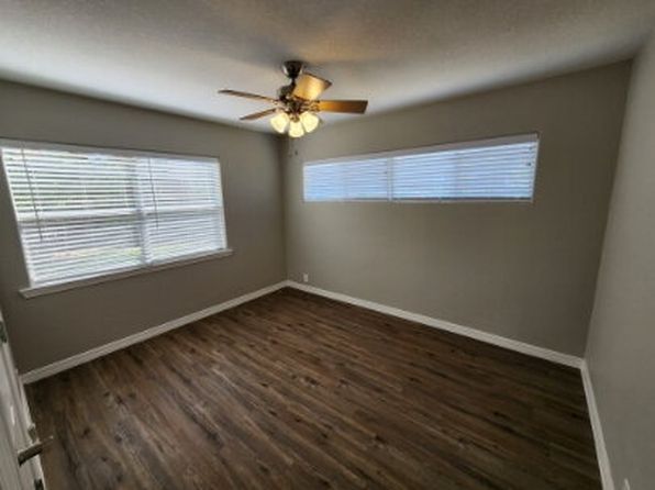 112 Bluebonnet Rd