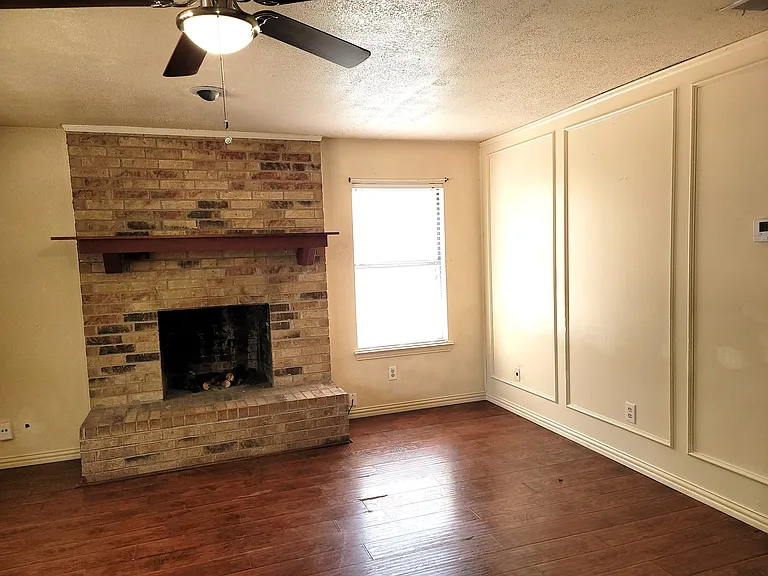1806 Family Cir — Photo 21